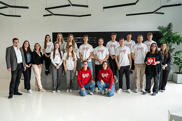 Studiengang International Business Strauss Start Studiengang International Business Strauss